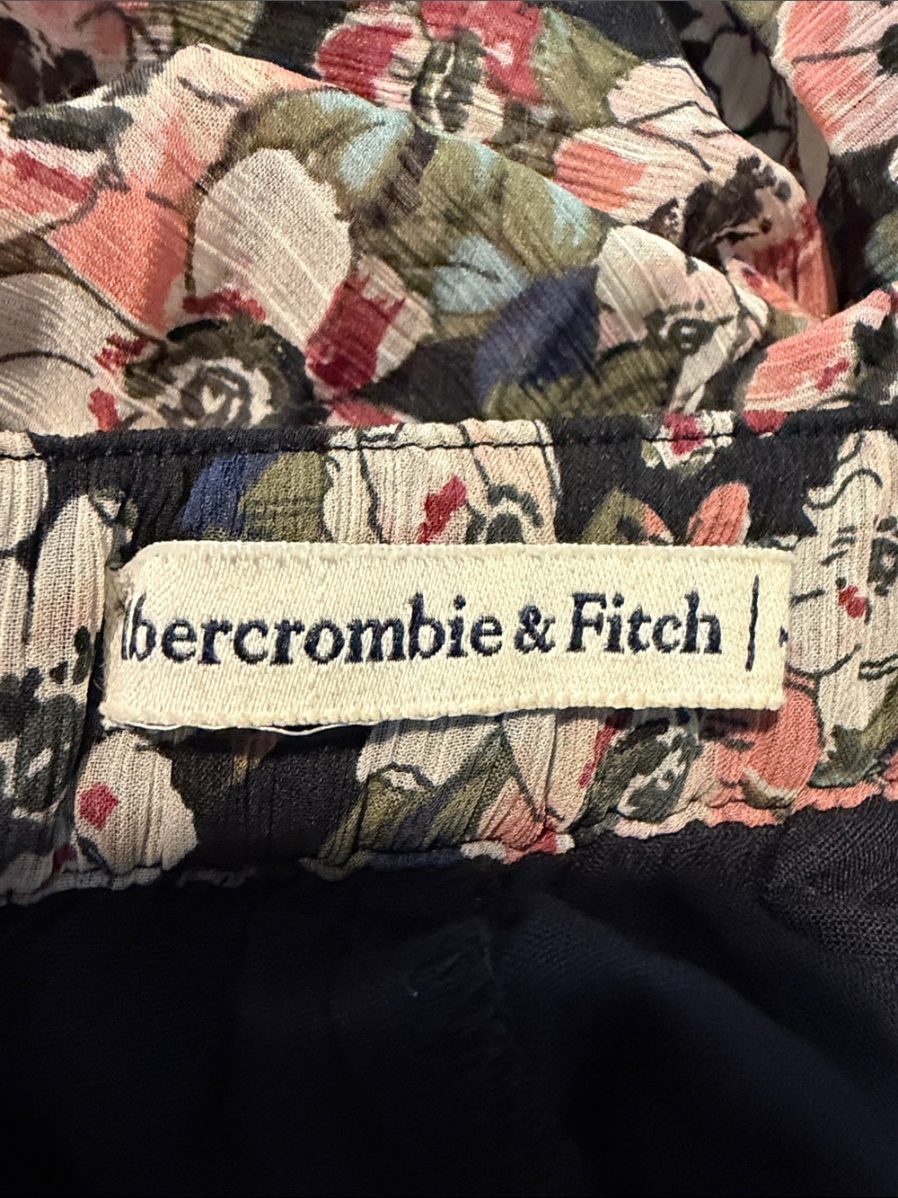 Abercrombie & Fitch Black Floral Pleated Midi Skirt with Pink and Cream Flowers - Picture 2 of 2